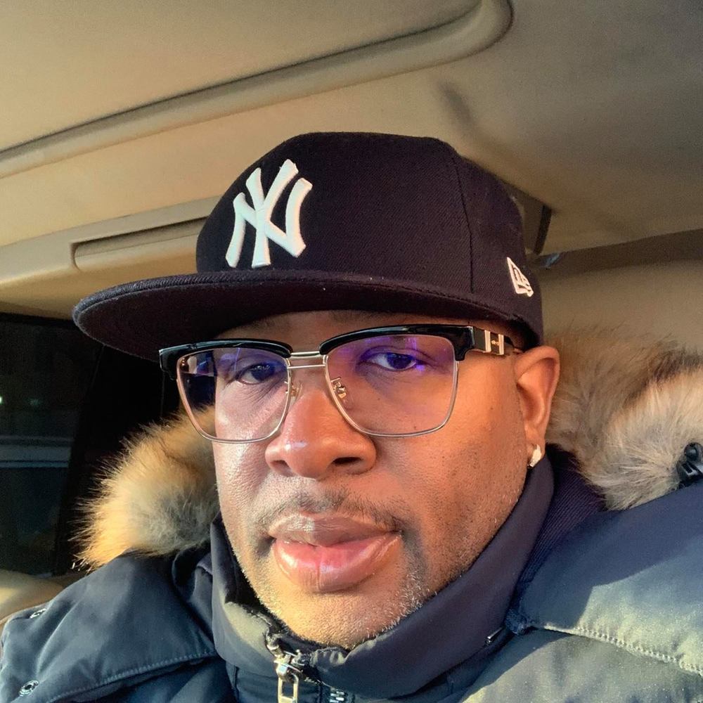 Meet your Posher, Kenneth